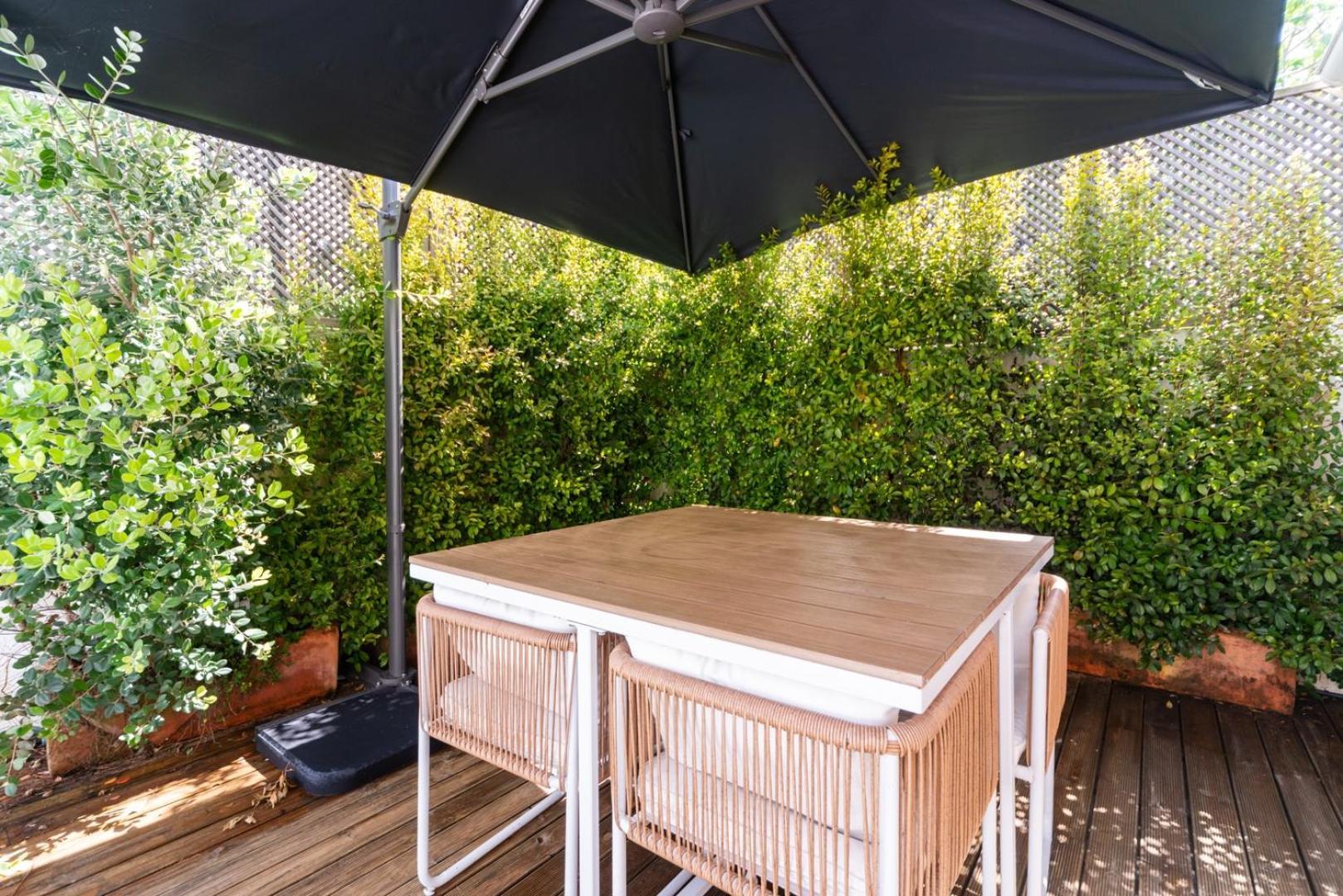 Gorgeous Rooftop 2-bed 250m To Intendente Sq *